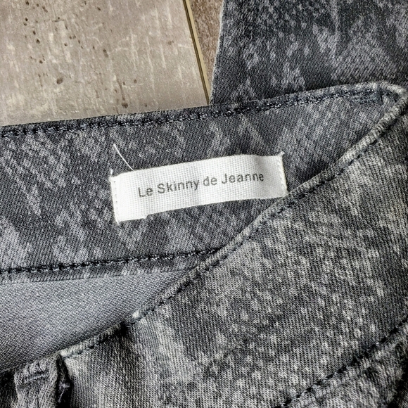 Frame Denim Women's Snake Print Jeans Size 27 Black Gray Skinny Stretchy NWOT - Picture 3 of 16